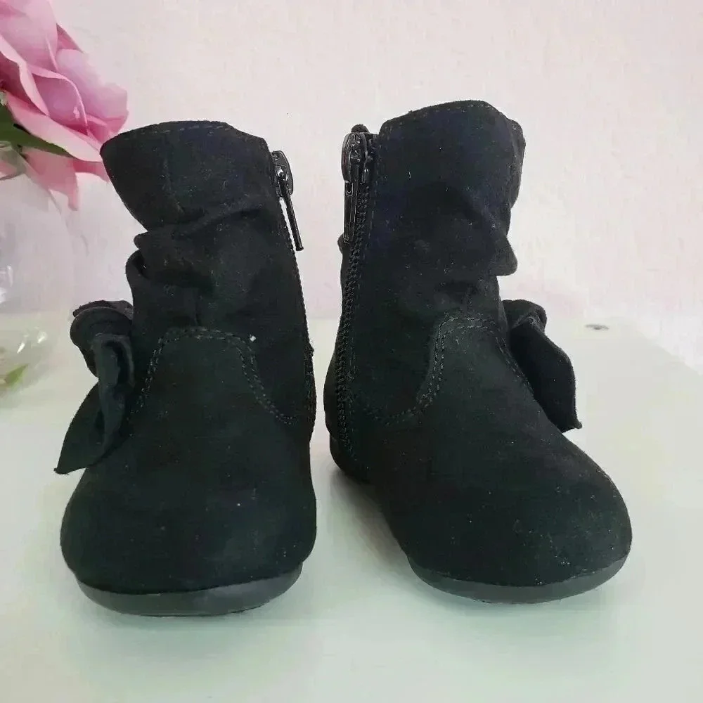 Wonder Nation Toddler Girl Bow Slouch Boot Size 2